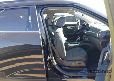 2025 Chevrolet Blazer Fwd 3Lt z USA, uszkodzony, nr VIN 3GNKBDRS8SS148625